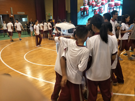 学校机器人 智慧校园机器人 学校机器人介绍